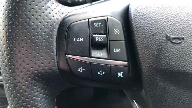 Ford Focus 1.0 EcoBoost Hybrid mHEV 125 ST-Line Edition 5dr Petrol Hatchback